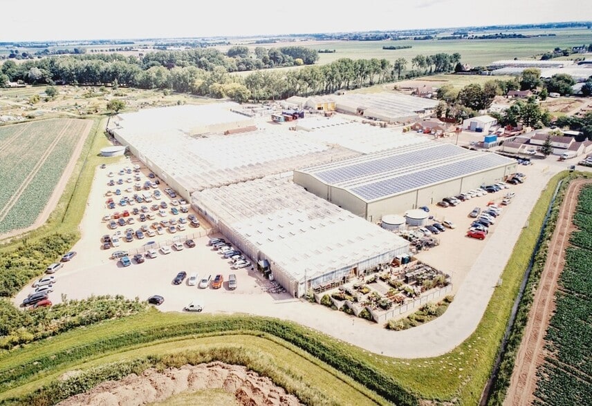 Plants Depot portfolio of 2 properties for sale on LoopNet.com - Building Photo - Image 2 of 11