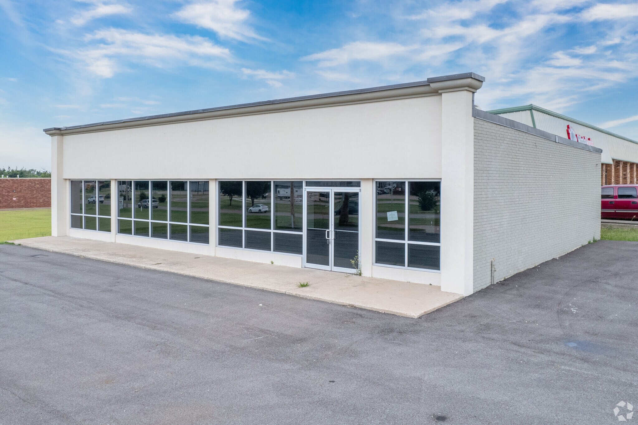 10 N Kimbell Rd, Yukon, OK for sale Building Photo- Image 1 of 1