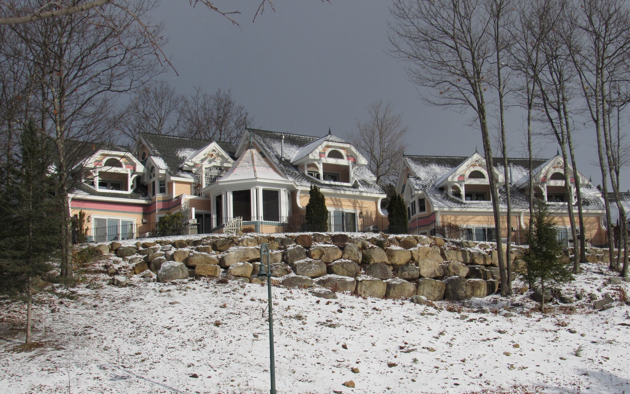 93-97 A Dinsmore Rd, Jackson, NH for sale Building Photo- Image 1 of 1