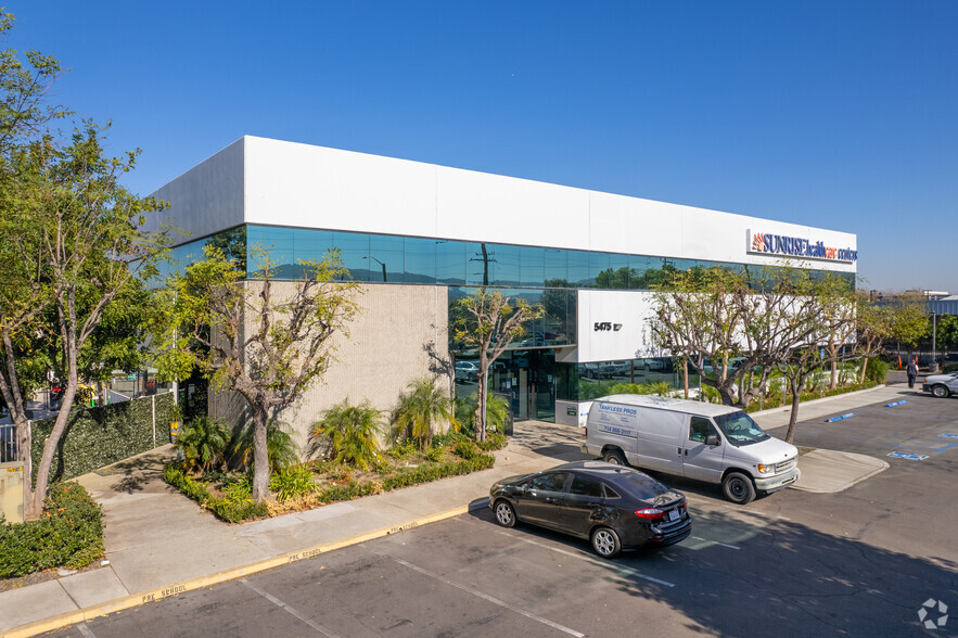 5475 E La Palma Ave, Anaheim, CA for lease - Building Photo - Image 2 of 14