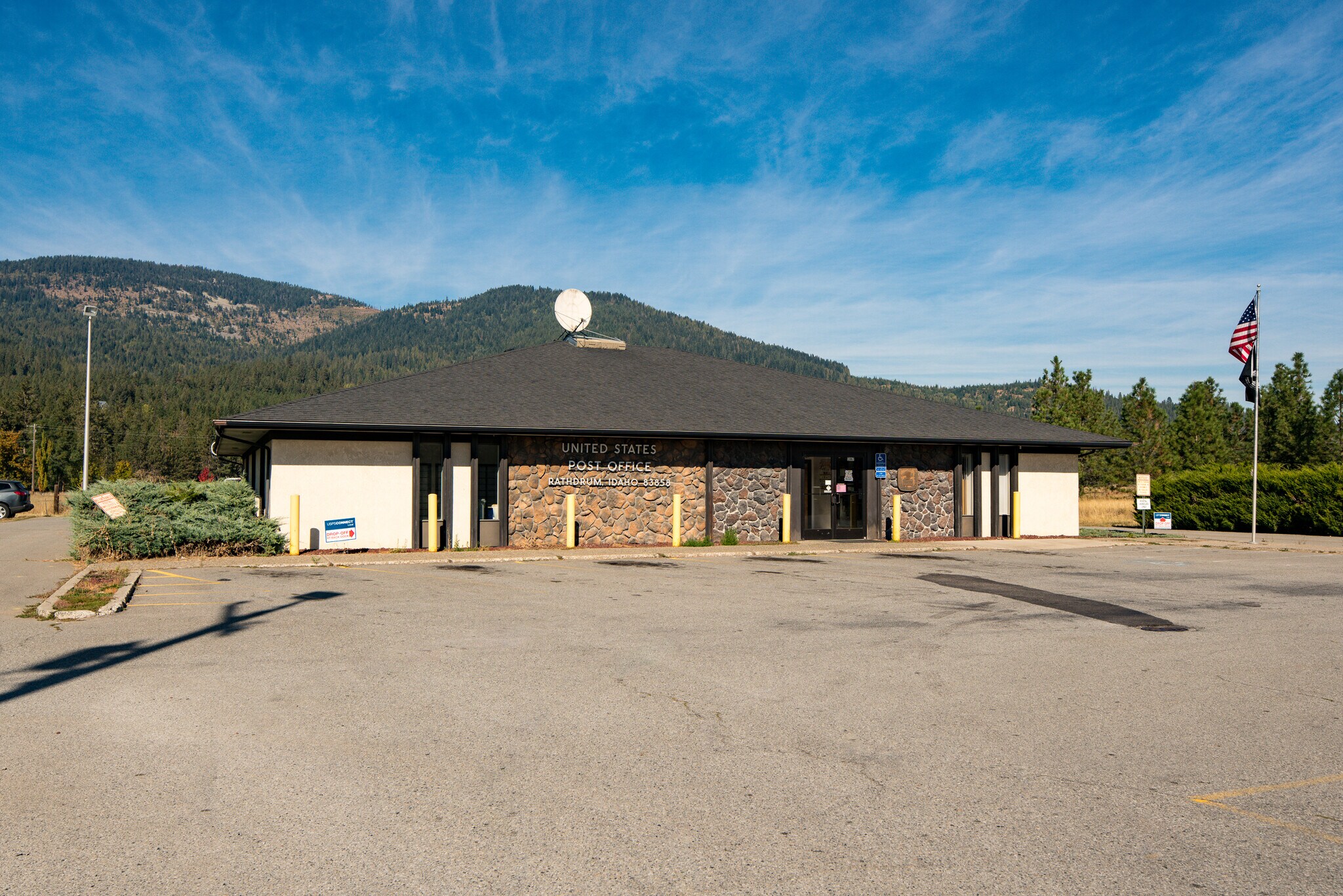 13867 W Id-53 Hwy, Rathdrum, ID for sale Building Photo- Image 1 of 1