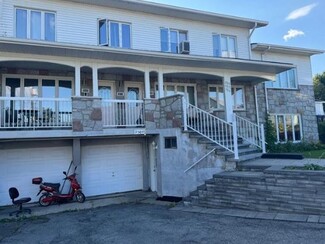 More details for 950-956A Ch Du Bord-De-L'eau, Laval, QC - Multifamily for Sale