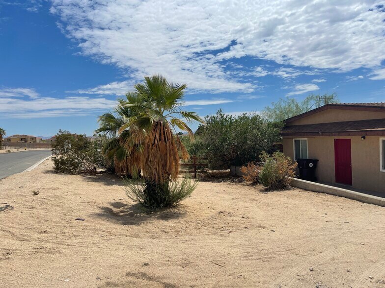 73807 Sunnyslope Dr, Twentynine Palms, CA 92277 Multifamily for Sale