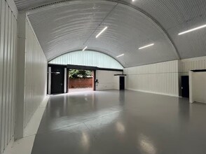 Woollam Pl, Manchester for lease Interior Photo- Image 2 of 2