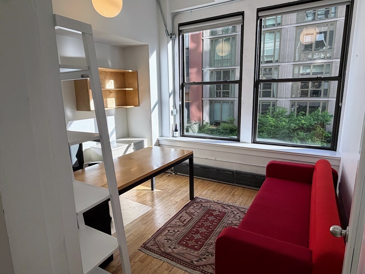 133 W 19th St, New York, NY for lease Interior Photo- Image 1 of 12