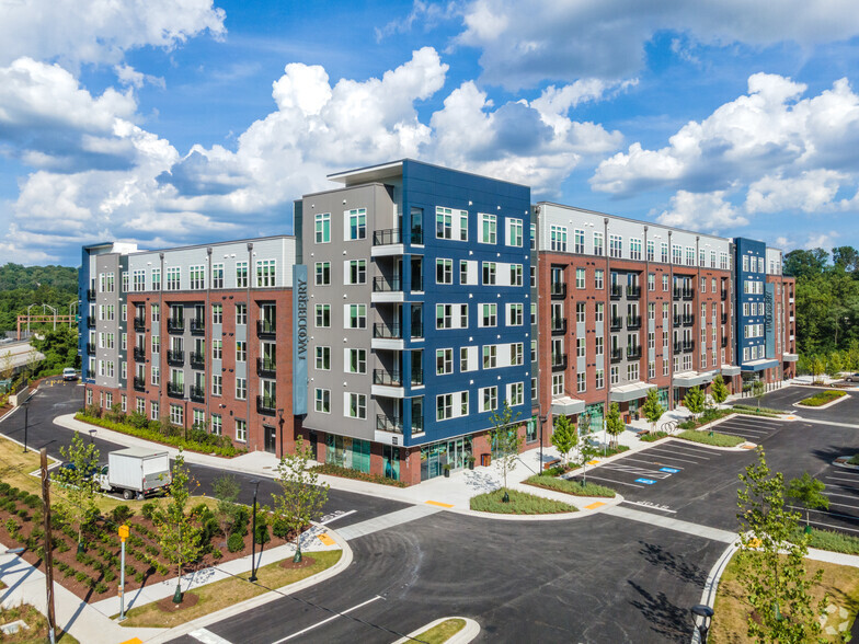 2001 W Cold Spring Ln, Baltimore, MD for lease - Building Photo - Image 1 of 6