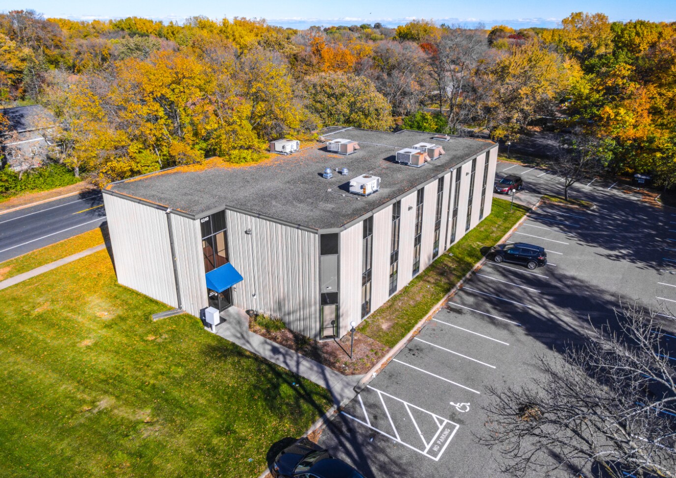 6240 N Quinwood Ln, Maple Grove, MN 55369 Office for Lease