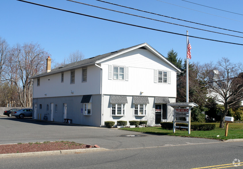 43 Cindy Ln, Ocean, NJ for sale - Primary Photo - Image 1 of 1