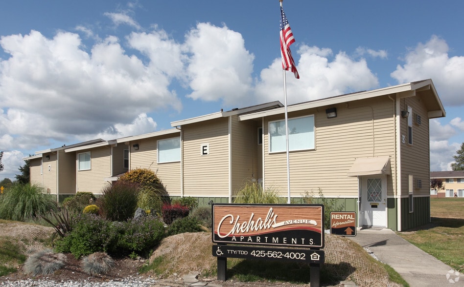 366 SW 3rd St, Chehalis, WA for sale - Primary Photo - Image 1 of 1