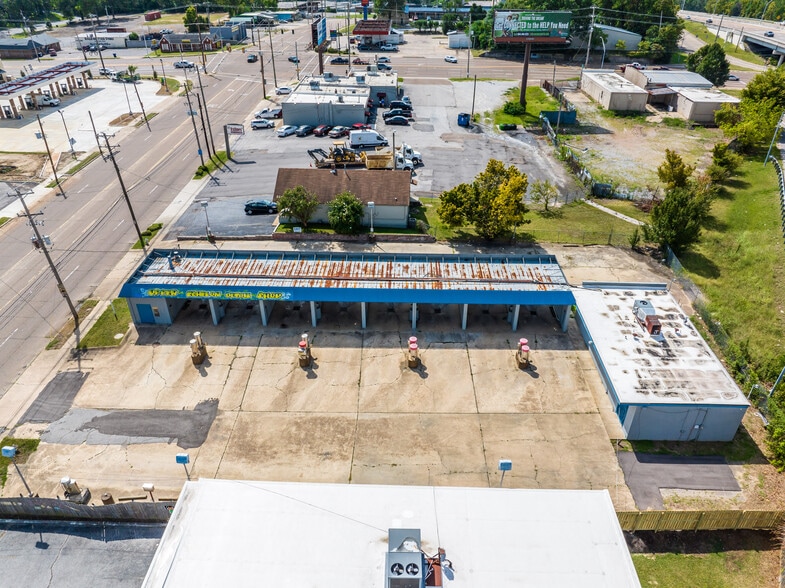 2963-2967 Austin Peay Hwy, Memphis, TN for lease - Building Photo - Image 3 of 18