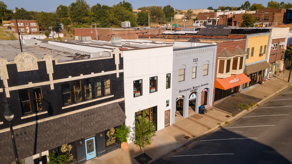 210 N Main St, Sand Springs, OK for sale - Building Photo - Image 3 of 6