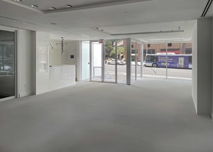 635 W 42nd St, New York, NY for lease Interior Photo- Image 2 of 4