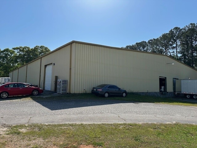 3303 N Industrial Dr, Simpsonville, SC for lease - Building Photo - Image 2 of 4