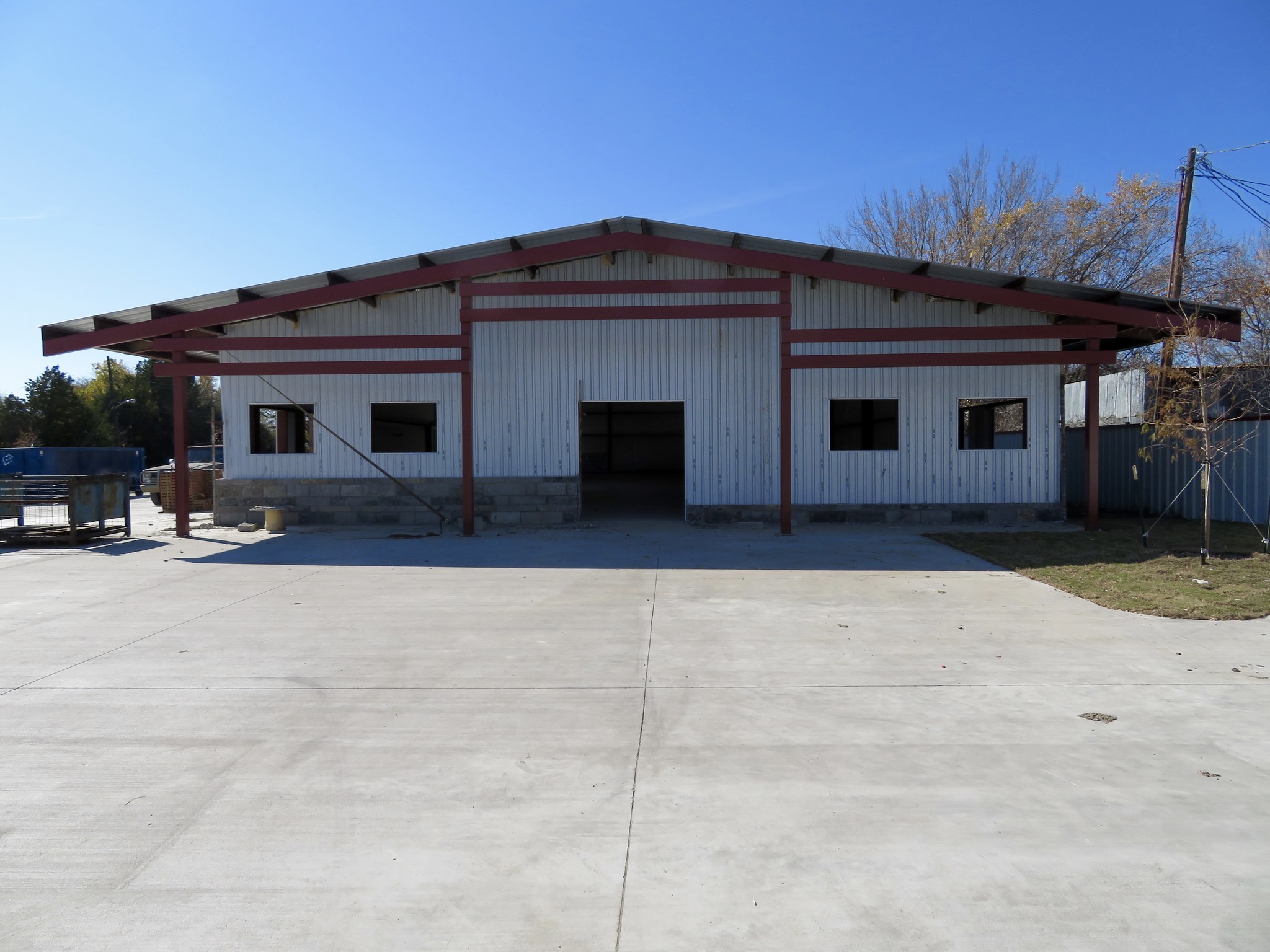 905 N Interstate Highway 45, Wilmer, TX for sale Primary Photo- Image 1 of 1