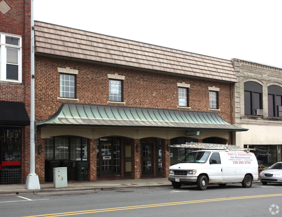 124126 W Front St, Burlington, NC 27215