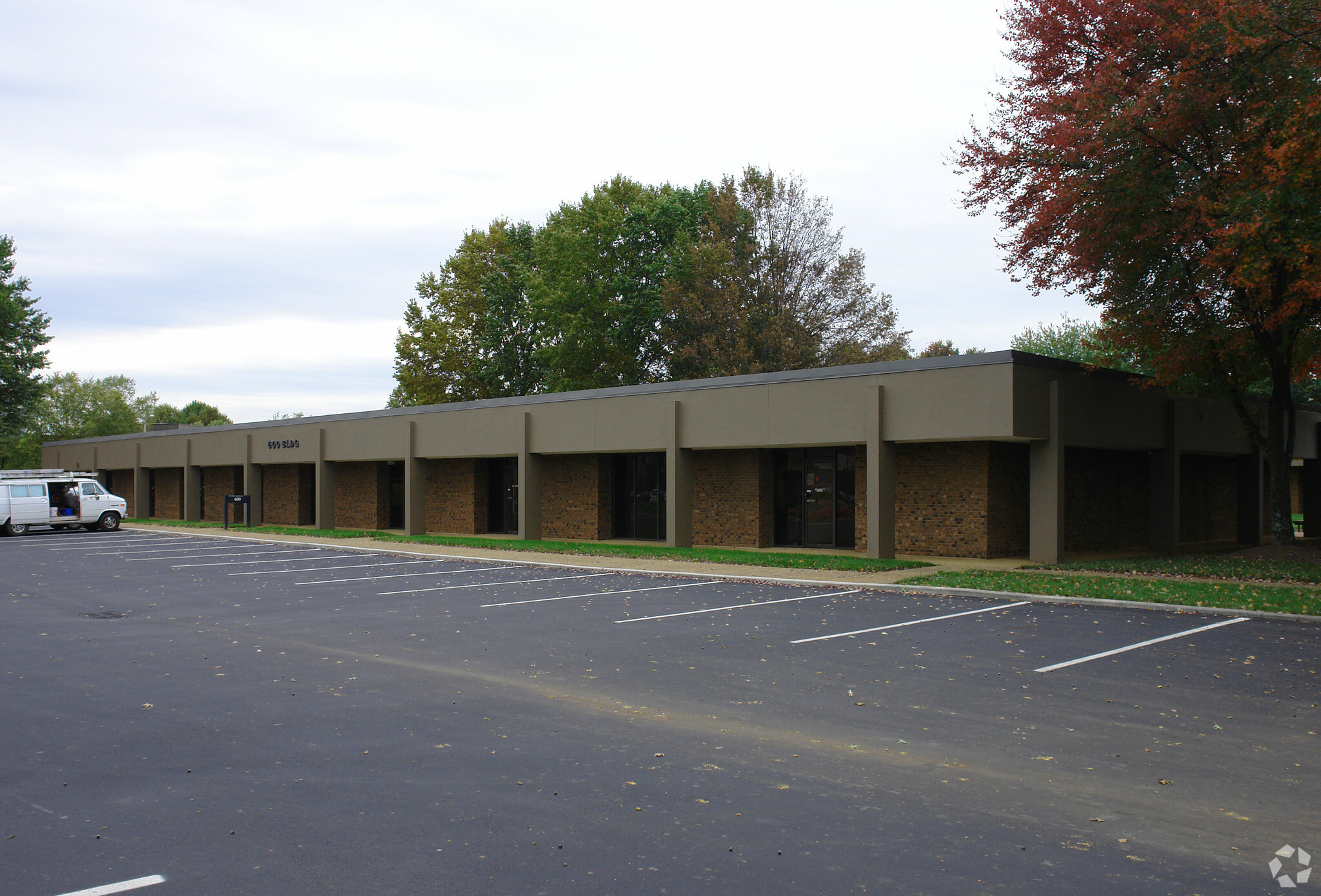 9038 Cross Park Dr, Knoxville, TN for sale Building Photo- Image 1 of 1