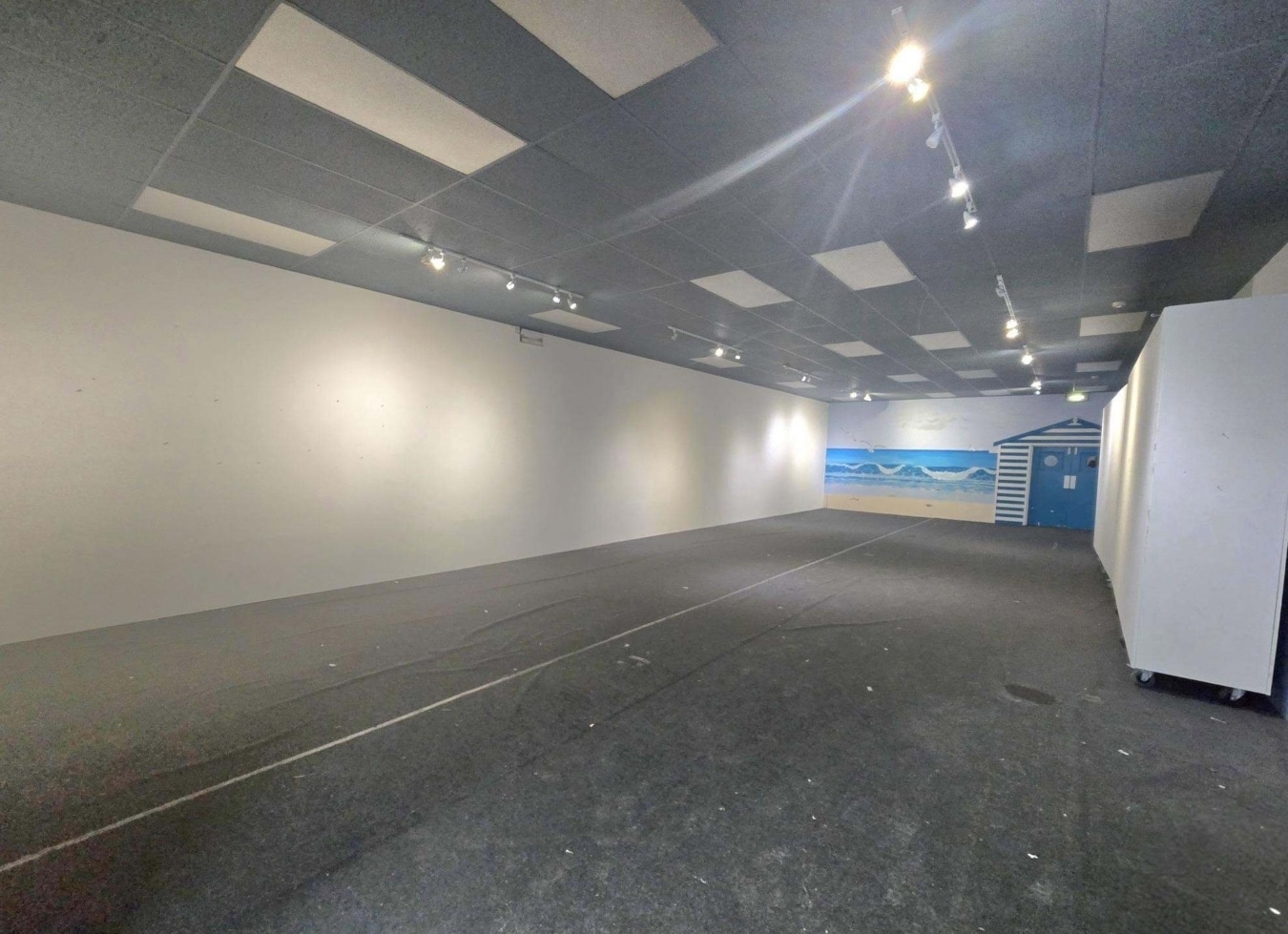 20 Commercial Buildings, Jersey for lease Interior Photo- Image 1 of 11