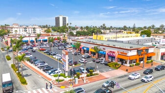 Plaza De La Fiesta / 40K SF Center - NNN Property