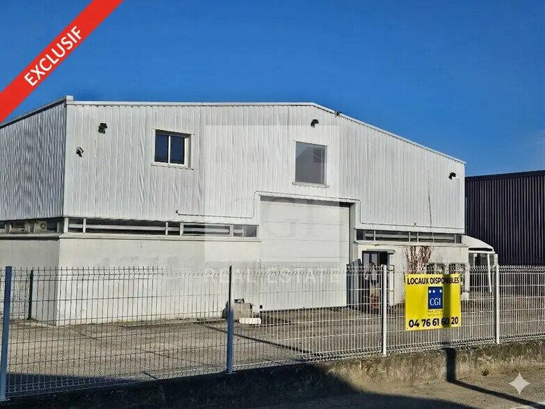 Flex in Grenoble for lease - Building Photo - Image 2 of 12