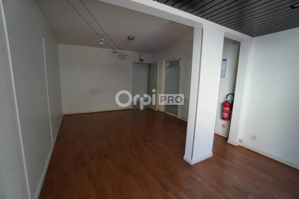 Office in Dijon for lease Building Photo- Image 1 of 7