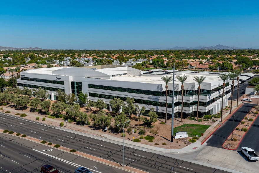 3200 W Ray Rd, Chandler, AZ for lease - Building Photo - Image 2 of 7