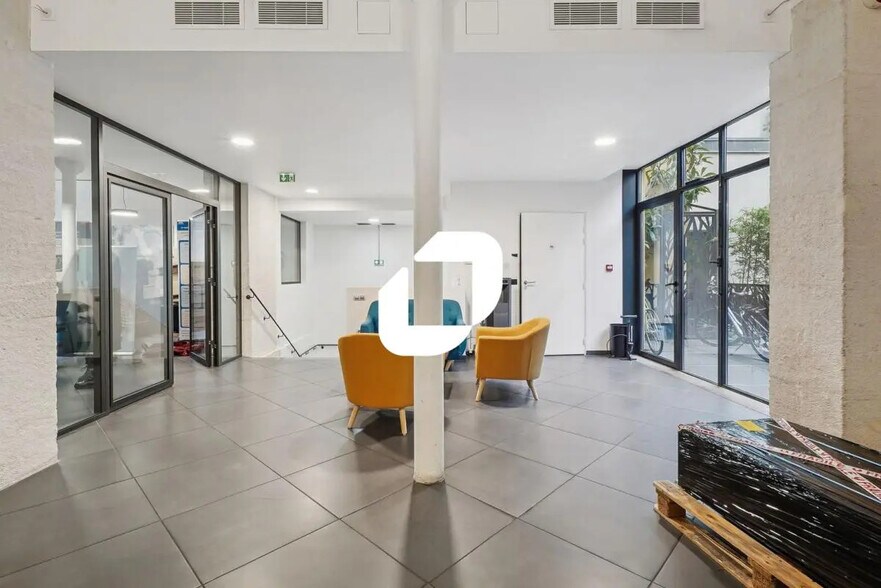 7 Bis Boulevard Bourdon, Paris for lease - Building Photo - Image 3 of 15