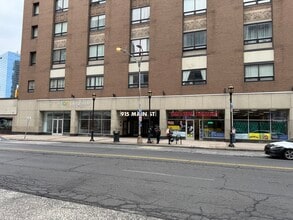 915 Main St, Hartford, CT for lease Building Photo- Image 1 of 1