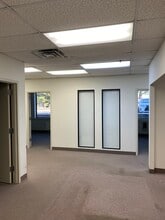 40 Matthews St, Goshen, NY for lease Interior Photo- Image 1 of 5