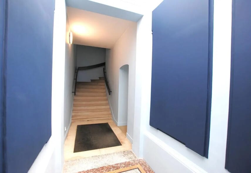 Office in Paris for lease - Building Photo - Image 1 of 17