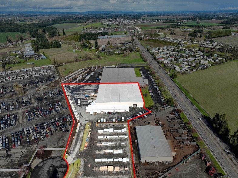3099 N Pacific Hwy, Woodburn, OR for lease - Aerial - Image 3 of 4