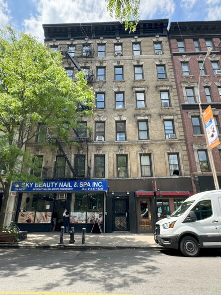 224 Avenue B, New York, NY for sale - Building Photo - Image 1 of 2