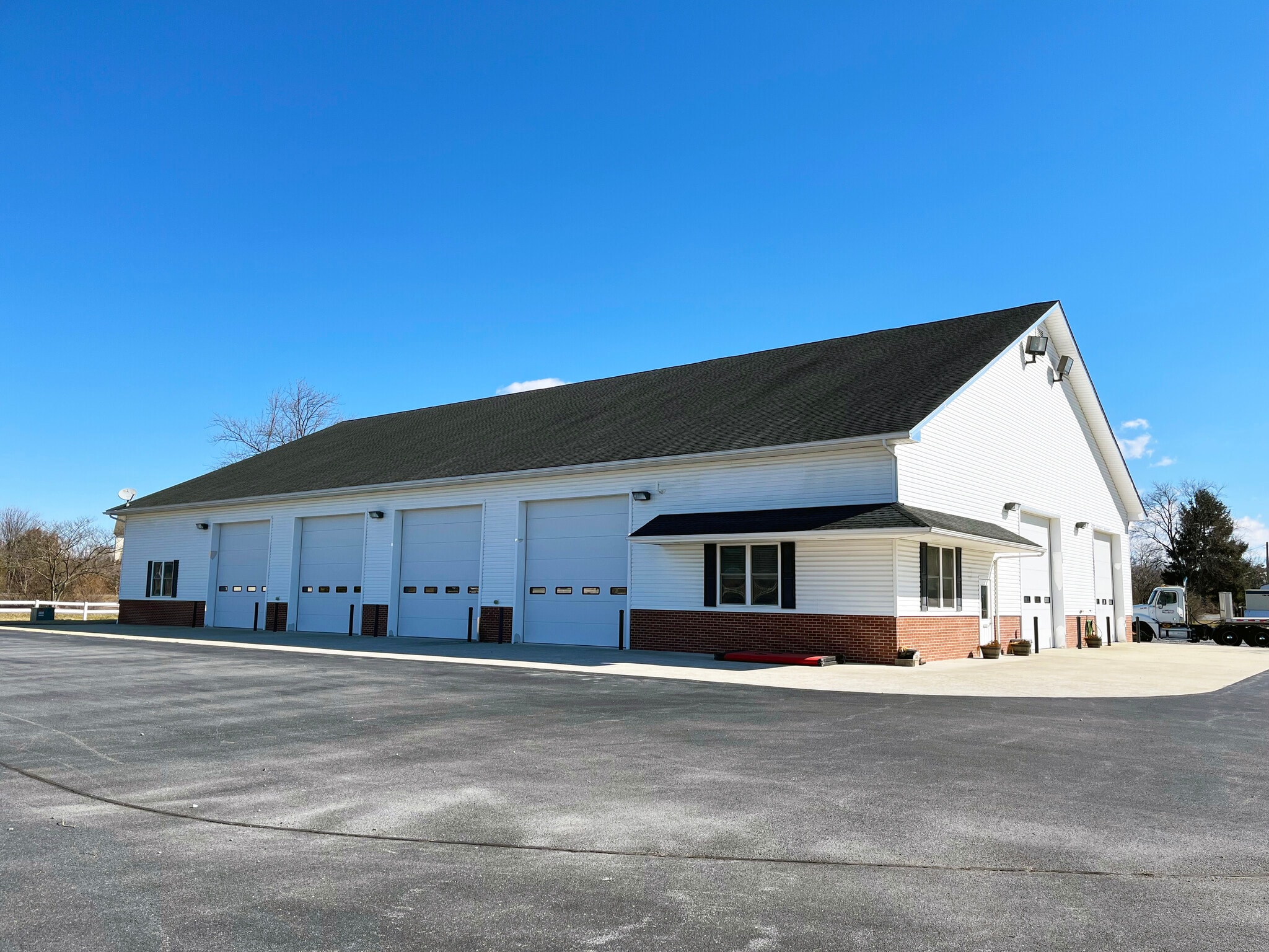 4786 Williamsport Pike, Martinsburg, WV for lease Primary Photo- Image 1 of 14