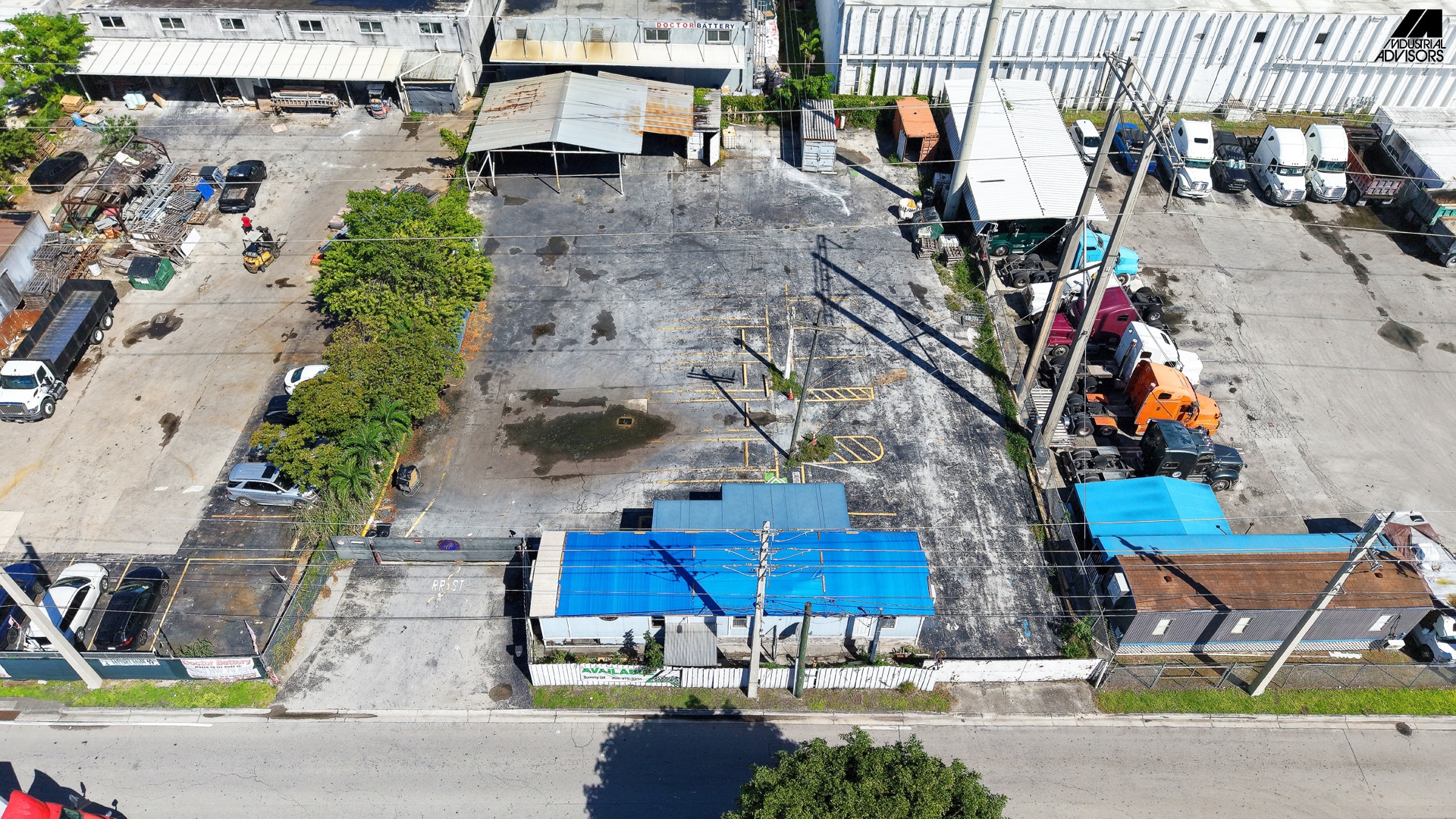 9855 NW 80th Ave, Hialeah Gardens, FL for lease Aerial- Image 1 of 16