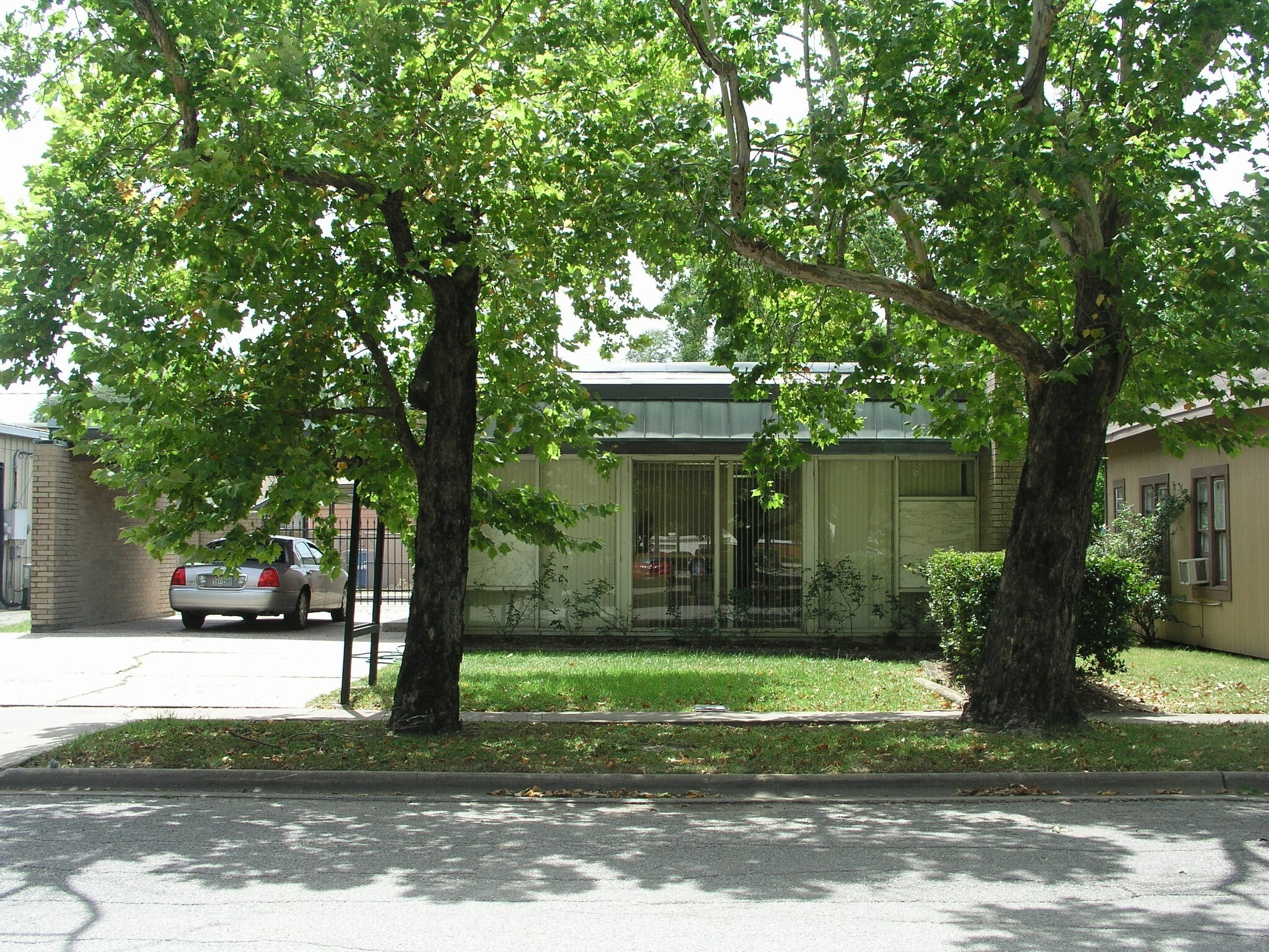 1012 5th St, Rosenberg, TX for sale Primary Photo- Image 1 of 1