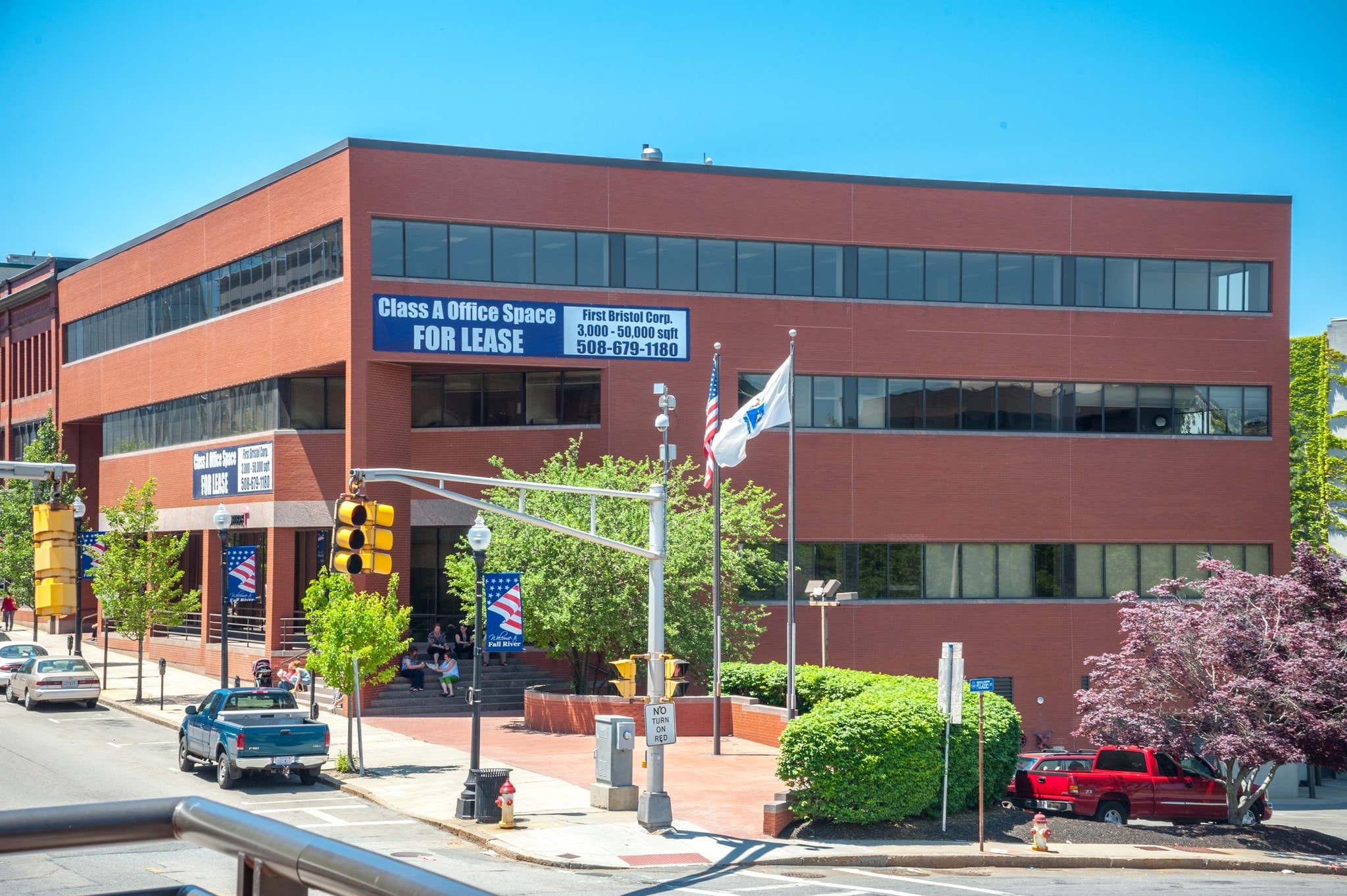 99 S Main St, Fall River, MA 02721 99 S Main St