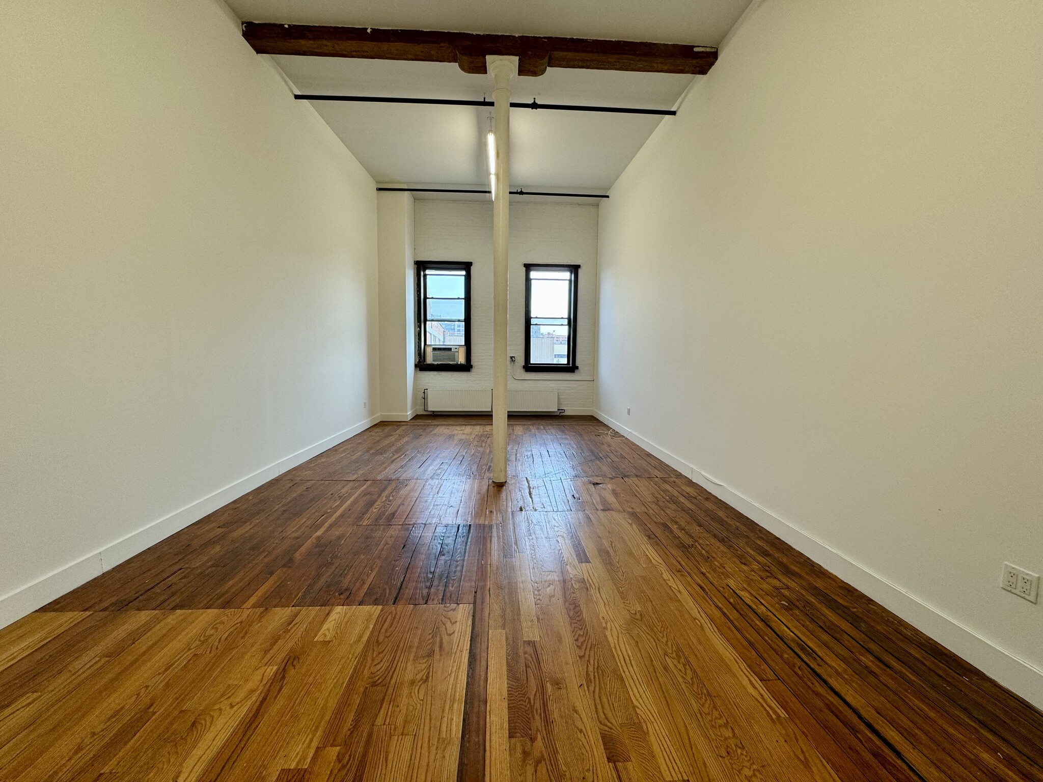 199 Cook St, Brooklyn, NY for lease Building Photo- Image 1 of 3