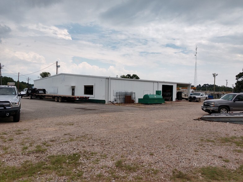 5149 W Loop 281, Longview, TX 75603