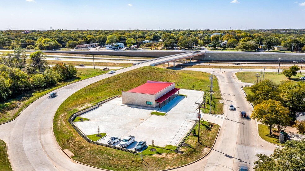 1605 Southeast Pky, Azle, TX for sale - Building Photo - Image 1 of 1