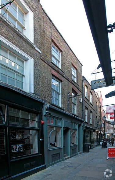4 Artillery Passage, London for sale - Primary Photo - Image 1 of 1
