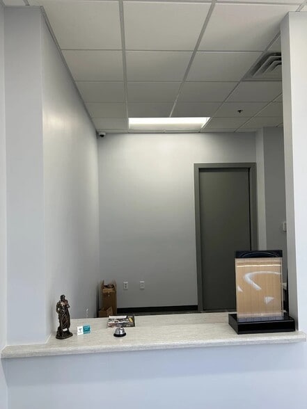 8405 E Baseline Rd, Mesa, AZ for lease - Building Photo - Image 2 of 6