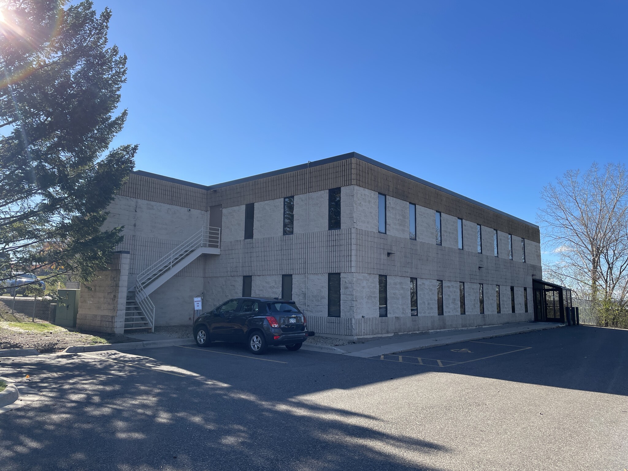 755 Cliff Rd E, Burnsville, MN for sale Building Photo- Image 1 of 8