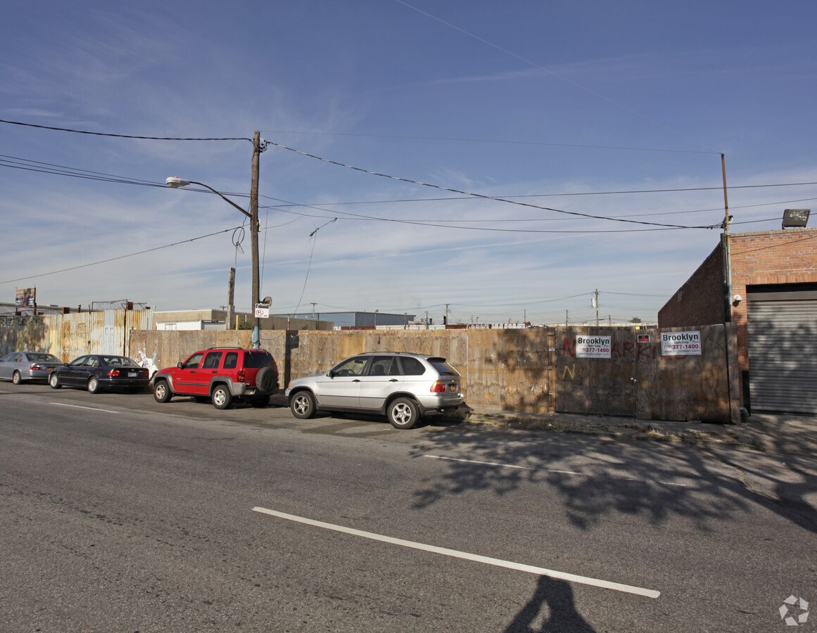 View Photo