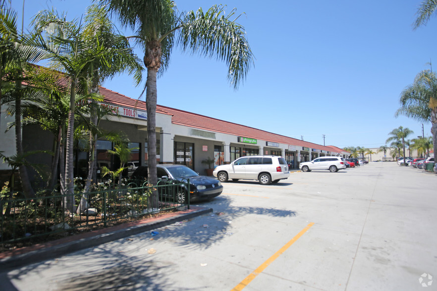 2040-2068 Pacific Coast Hwy, Lomita, CA for lease - Building Photo - Image 1 of 12