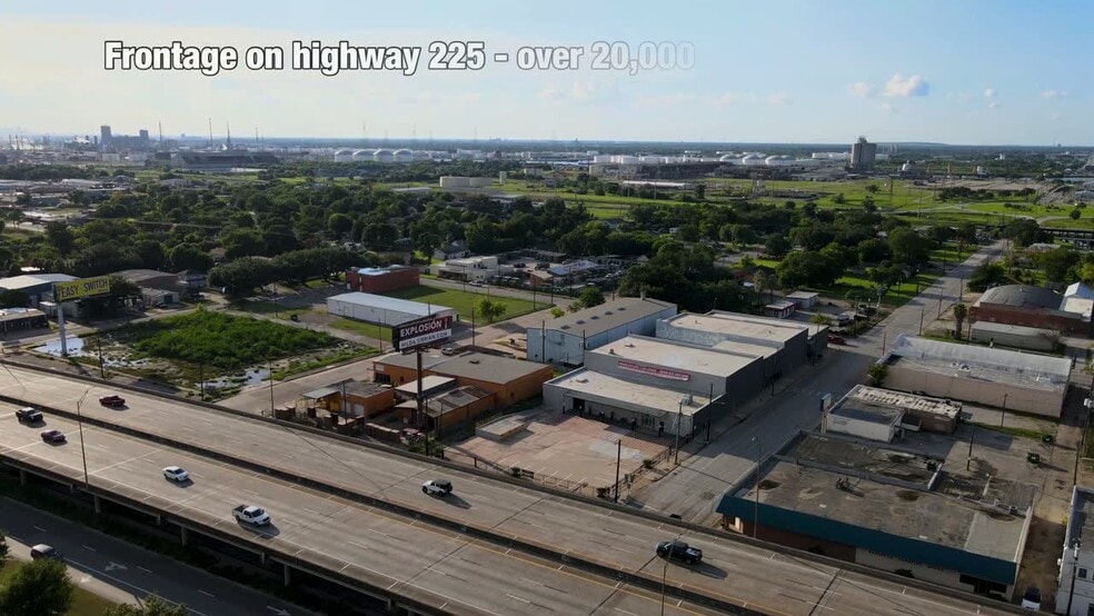 102 S Shaver St, Pasadena, TX for lease - Commercial Listing Video - Image 2 of 55