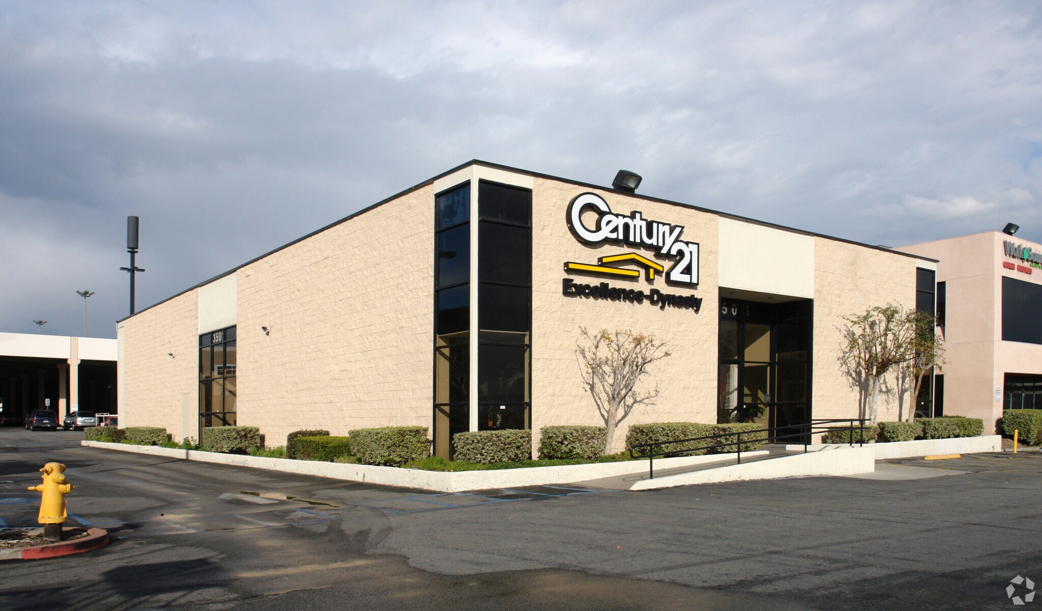 3501 Hart Ave, Rosemead, CA for lease Primary Photo- Image 1 of 43