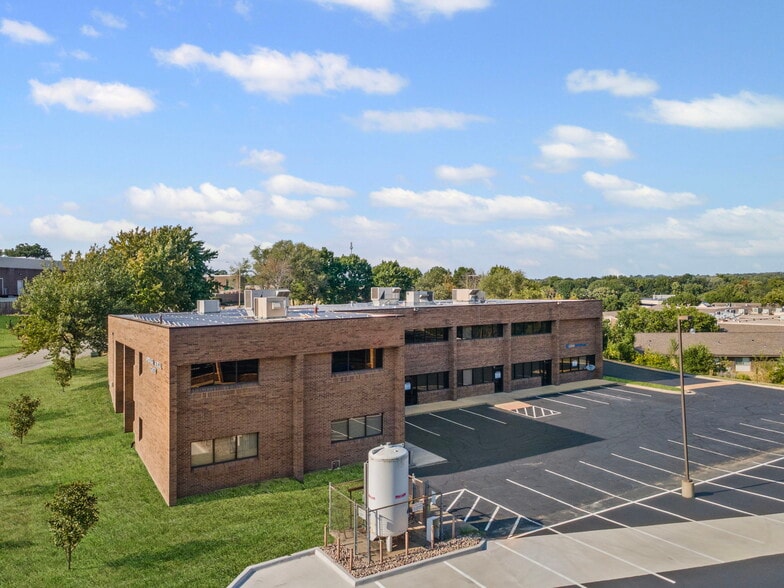 2800 NE Kendallwood Pky, Gladstone, MO for lease - Building Photo - Image 3 of 6