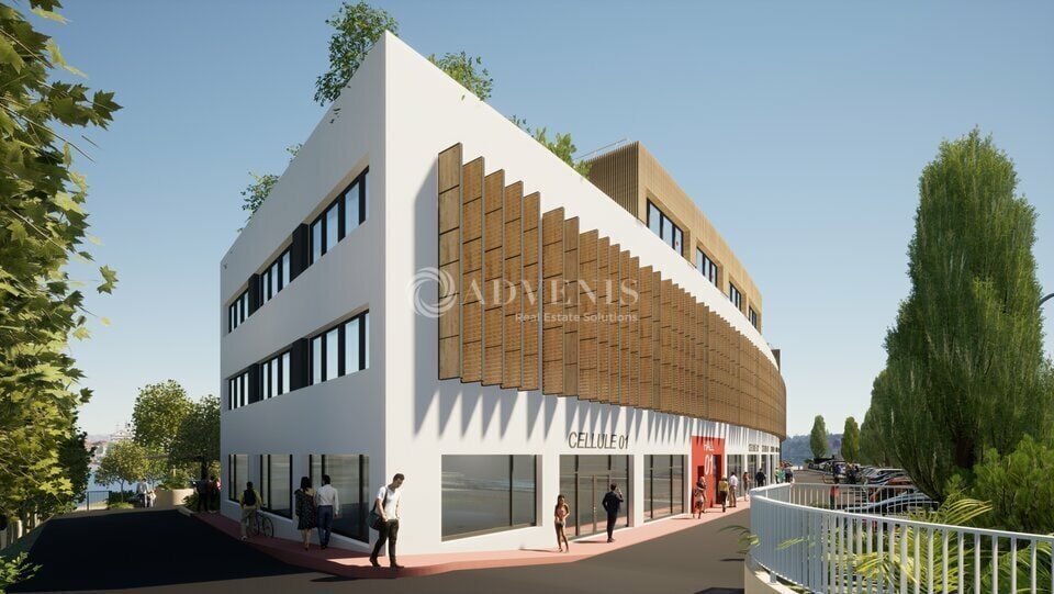 Retail in for sale Building Photo- Image 1 of 8