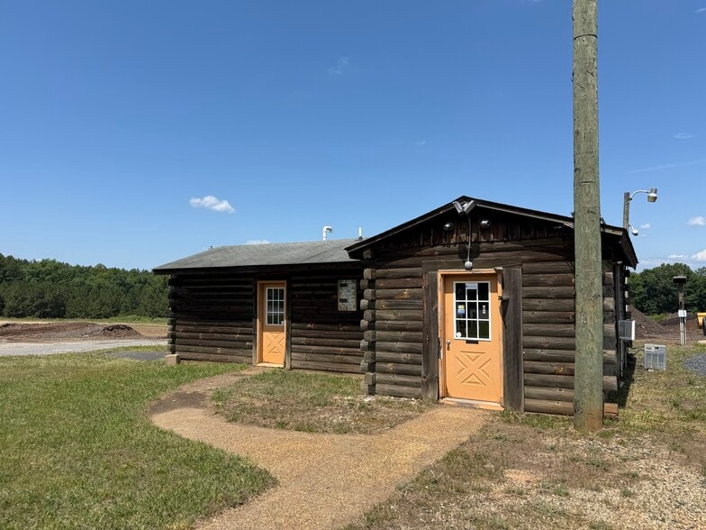 294 Alpha Rd, Dillwyn, VA for lease - Building Photo - Image 3 of 18