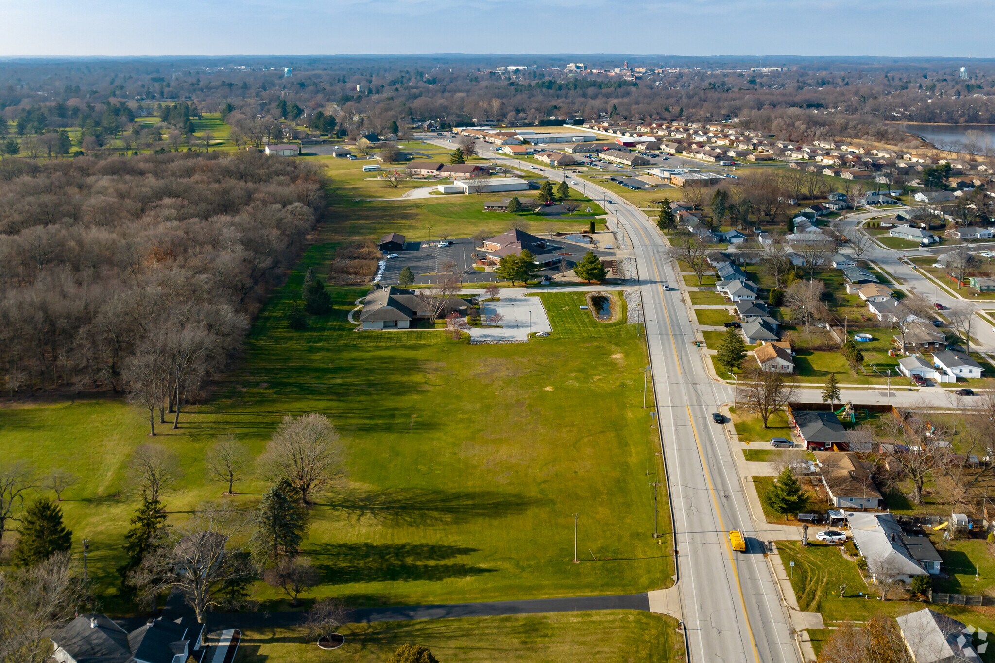 2910 Monroe St, La Porte, IN 46350 2910 Monroe Street Office/ Medical