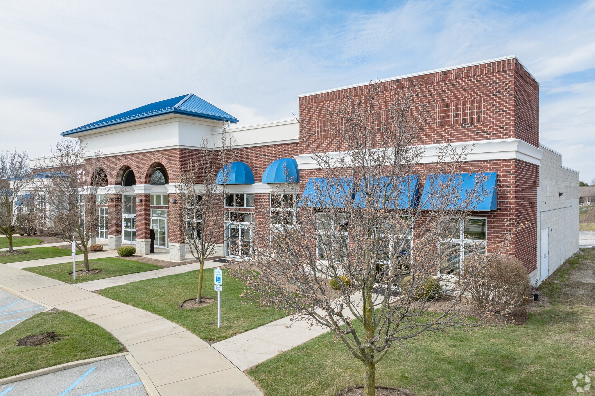 6546 Weatherfield Ct, Maumee, OH for sale Primary Photo- Image 1 of 1